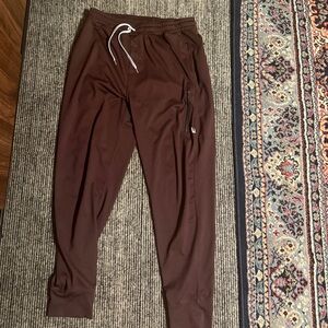 Vuori Sunday Performance Jogger Pants